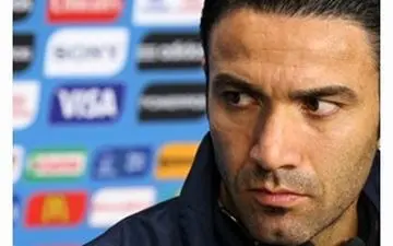 نکونام در اعتراض به چاقو کشی خانه اش را تخیله کرد