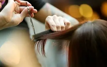 بهترین زمان کوتاه کردن مو برای رشد سریع‌تر و سالم‌تر