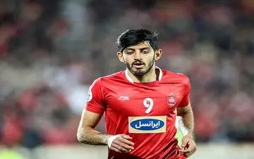 پشیمان نیستم؛افتخار می‌کنم که پیراهن پرسپولیس را می پوشم!