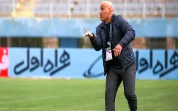 منصوریان: داوران هم توهین می‌شوند و هم با دیگران قیاس می‌شوند/ فدراسیون از هر باشگاهی 500 میلیون شهریه بگیرد و برای داوری بگذارد
