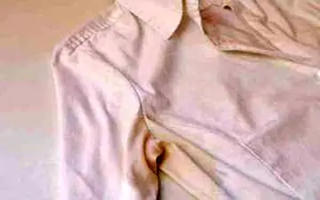 چطور لکه زردی عرق رو از روی لباس پاک کنیم؟|ترفندهای خانه داری