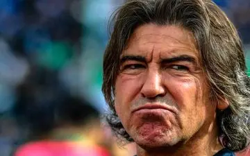 ساپینتو: دروغ است، به تیم داوری بی احترامی نکردم