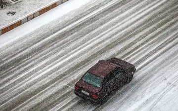  تداوم بارش برف و باران در جاده‌های ۱۷ استان