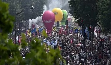 اعتراض هزاران تن از مردم پاریس به اصلاح قانون کار ماکرون