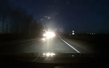 حادثه رانندگی در جاده، به علت نقص فنی کامیون+فیلم