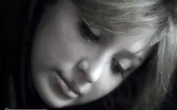 تصویری غم انگیز از نیوشا ضیغمی