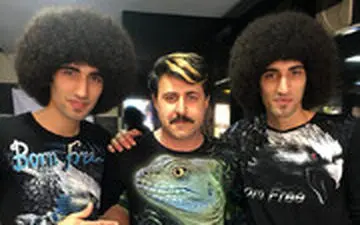 گیتارنوازی و ترانه زیبای «باران» رحمان و رحیم در عید حصار تلویزیون را می‌شکند