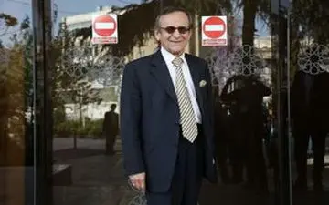 می‌خواهند سپاه را خلع سلاح کرده و تحویل آمریکایی‌ها بدهند