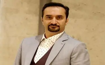 عکس: «نیما کرمی» در کنار پرسپولیسی‌های دو آتیشه