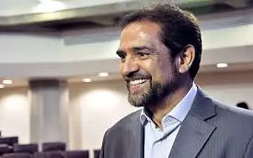 بازیکنانی باید به تیم بیایند که تاکتیک تیمی من را بدانند