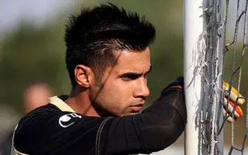 تلاس دروازه بان سابق استقلال برای حضور در تیم ملی