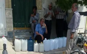 حال خراب آب و فاضلاب اهواز/بی آبی در روزهای مقابله با کرونا