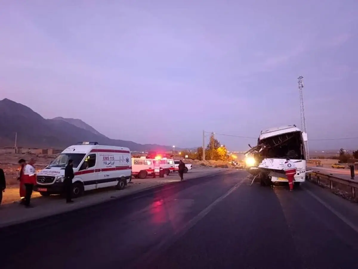 رضازاده: تصادف و آتش‌سوزی دو خودرو در میاندوآب ۵ فوتی برجای گذاشت