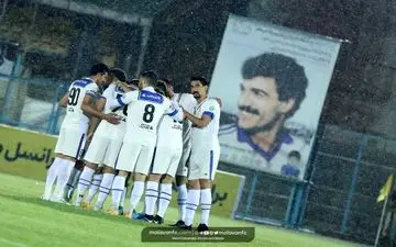 ملوان خواستار ورود هواداران زن به استادیوم قایقران