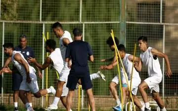 نادری به جمع آبی‌پوشان برگشت/ تمرین استقلالی‌ها زیر نظر مجیدی و گابریله پین
