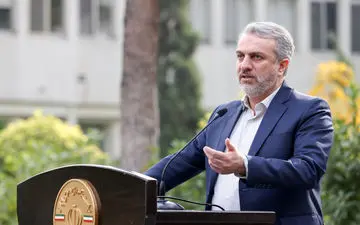  وزیر صمت در واکنش به خبر برکناری: "شوخی نکنید" 