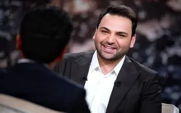 صحبت‌های احساسی احسان علیخانی در شب تولد ۴۳ سالگی‌اش + ویدئو