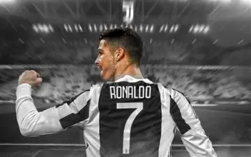 تصمیم عجیب باشگاه یوونتوس؛ مراسم معارفه رونالدو پشت درهای بسته 