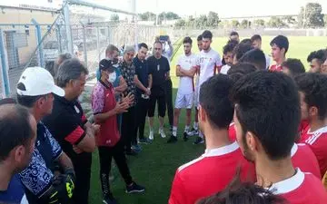 رسول خطیبی در تمرین تیم امید تراکتور: نگاه ویژه‌ای به تیم‌های پایه دارم