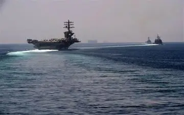 ورود ناو هواپیمابر آمریکایی به خلیج فارس 