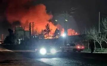 آتش سوزی در یک شرکت تولیدی مواد شیمیایی