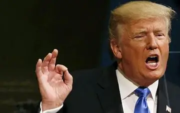 سخنرانی‌نویس ترامپ پای چشم همسرش را کبود کرد!