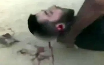 شلیک تک تیرانداز‌های رژیم صهیونیستی به یک فلسطینی در شرق غزه + فیلم 