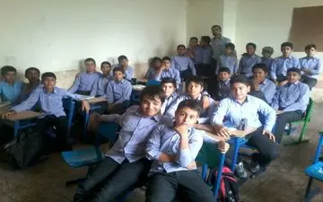 انحراف در ستون فقرات دانش آموزان ایرانی