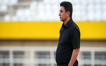 قلعه‌نویی حاضر به برگزاری نشست خبری نشد/بیانیه در حضور سرمربی خوانده شد