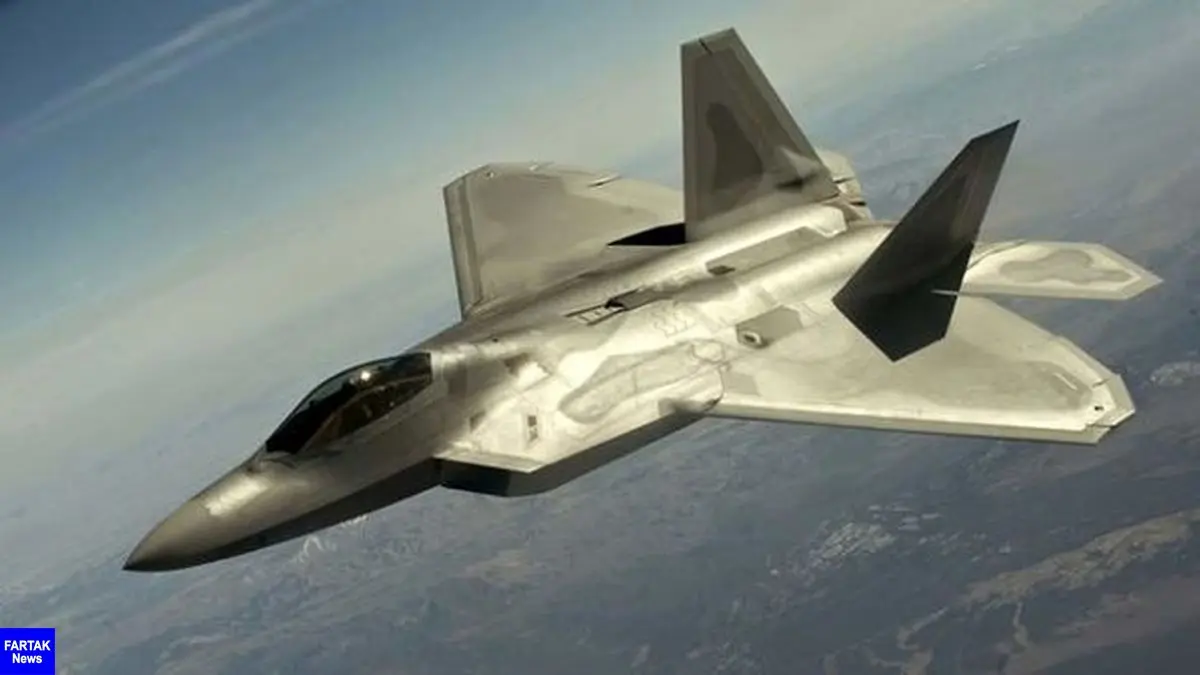 جنگنده‌های F-۲۲ آمریکا بمب افکن‌های روس را در آلاسکا رهگیری کردند