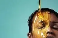 ماسک خانگی عجیب: با این ماسک پوستتان را ۲۰ سال جوان‌تر می‌کند!