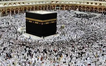  عربستان حج عمره را به خاطر کرونا تعلیق کرد 