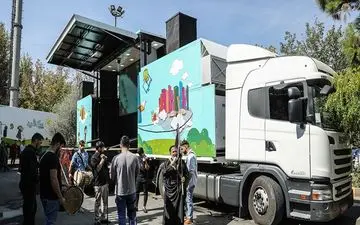 «پیک امید» زائران حسینی در مسیر راهپیمایی اربعین/خدمات رسانی به کودک و نوجوان