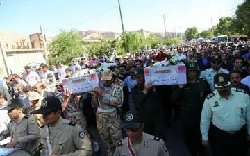  تشییع پیکر هانیه اکبریانی و مهدیه هراتی در خرم آباد