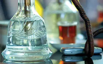 دختران در سکوی نخست مصرف قلیان 