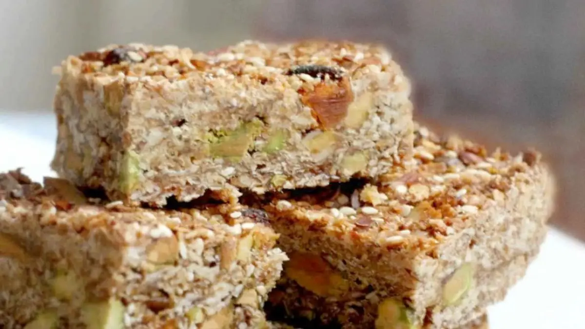 طرز تهیه کیک پروتئینی خانگی / دستور ساده و سریع مناسب ورزشکاران