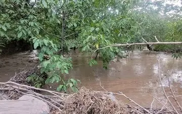 پیکر یکی از مفقودان سیل شهرستان گرمسار پیدا شد/ ادامه جست‌وجو برای یافتن آخرین مفقودی