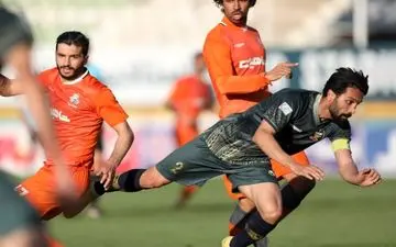 نه شمس آذر سقوط کرد نه سایپا!/ این به آن در! 