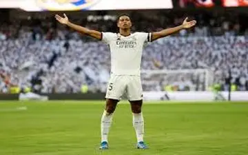 توصیه ویژه به بلینگام: اگر توپ طلا می‌خواهی از مسی تقلید کن!