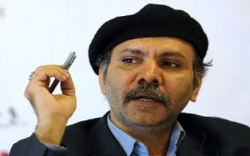 کل عمرم را در تئاتر گذاشته‌ام/ بازیگران باتجربه تئاتر عرصه را به تجارت باخته‌اند! 