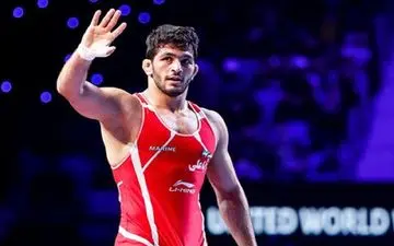 جشن تولد لاکچری کشتی گیر سرشناس