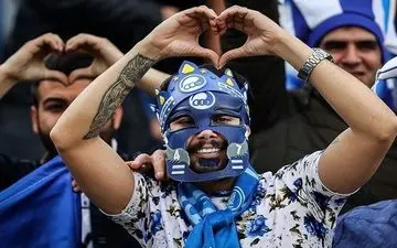  شعارهای تند هواداران استقلال علیه وزیر ورزش، فتحی و شکوری!