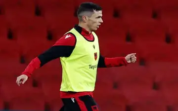 ستاره استقلال در چالش با اوریلی و رایس