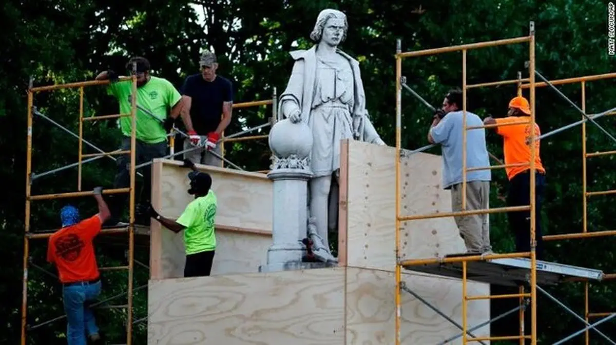 
مجسمه «کریستف کلمب» برداشته می‌شود

