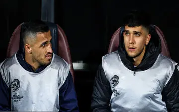 تیم ملی بر سر دوراهی اسپانیا و پرتغال 