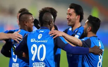 حضور بازیکنان استقلال در کلینیک دندانپزشکی 