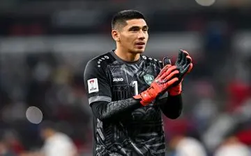 یحیی گل‌محمدی به خواسته‌اش رسید؛ یوسوپوف دروازه‌بان جدید فولاد
