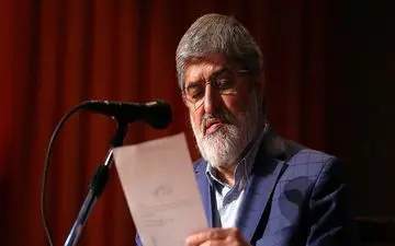 خلوص و تقوای سیاسیون کم شده است/ مجلس باید نظارت کند تا دولت از اجرای قانون فرار نکند