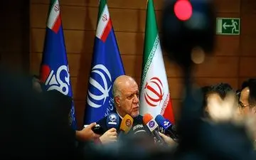 بازار نفت برای رسیدن به تعادل نیاز به کاهش عرضه نفت دارد

