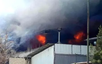 فوت دو نگهبان در انفجار یک کارخانه بازیافت لاستیک